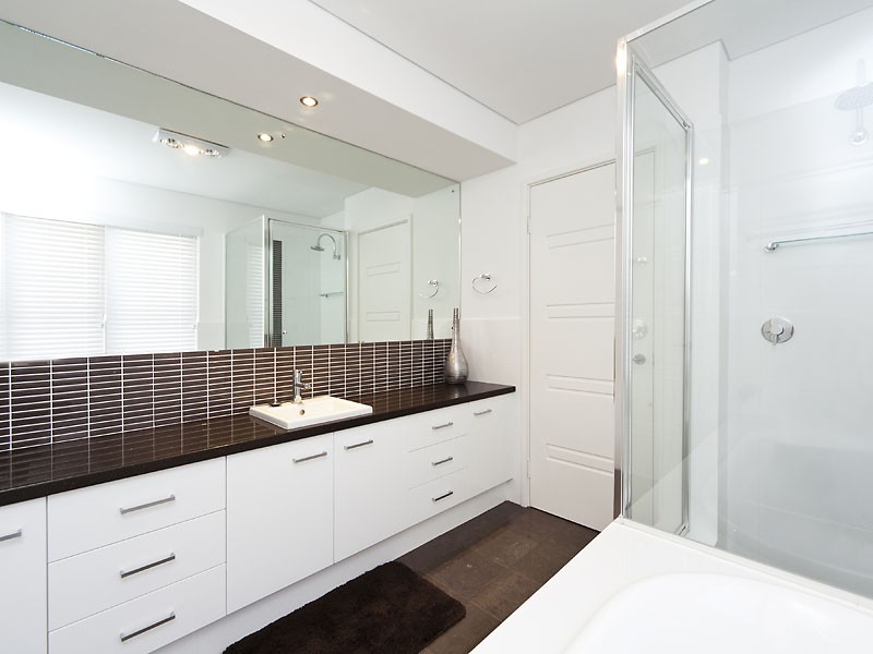 31 Newark Turn, North Coogee WA 6163