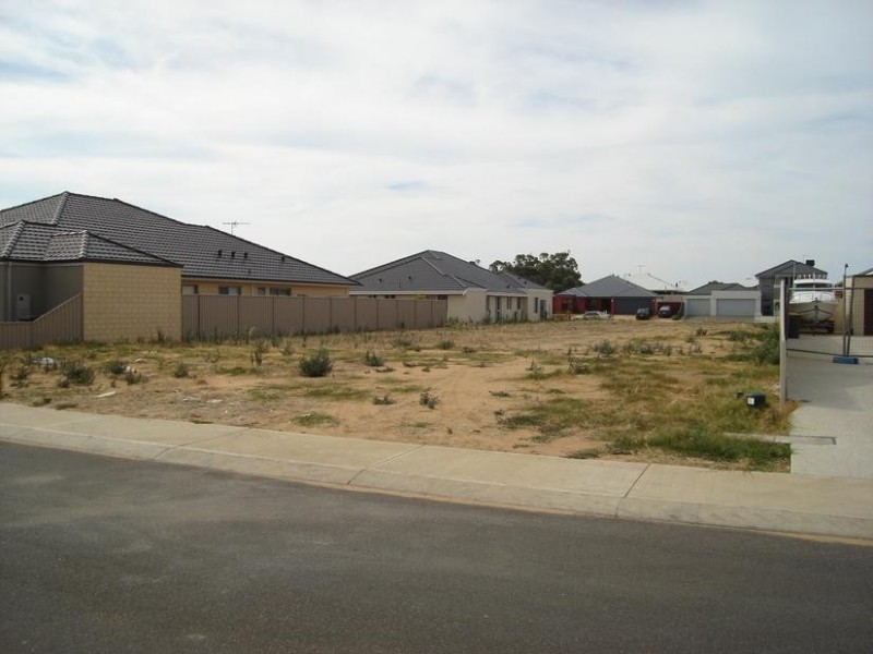 Lot 229, 10 Gicha Close, Munster WA 6166