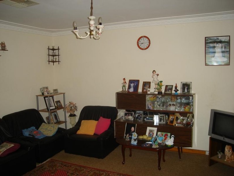 42 Fifth Avenue, Beaconsfield WA 6162