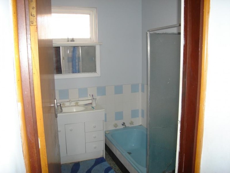 42 Fifth Avenue, Beaconsfield WA 6162