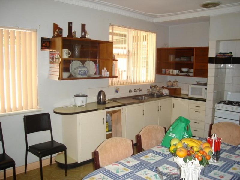 42 Fifth Avenue, Beaconsfield WA 6162