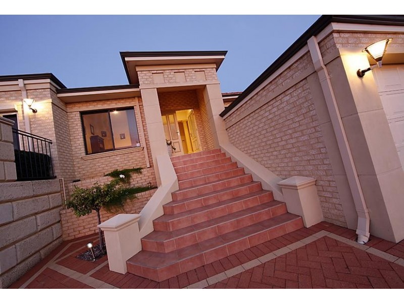 7 Boswell Place, Spearwood WA 6163