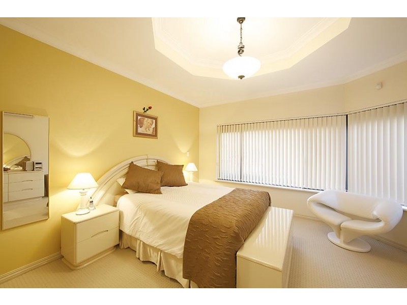 7 Boswell Place, Spearwood WA 6163