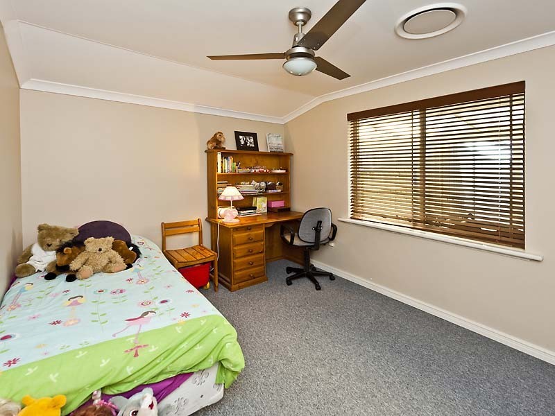 8 Spiller Street, Hamilton Hill WA 6163