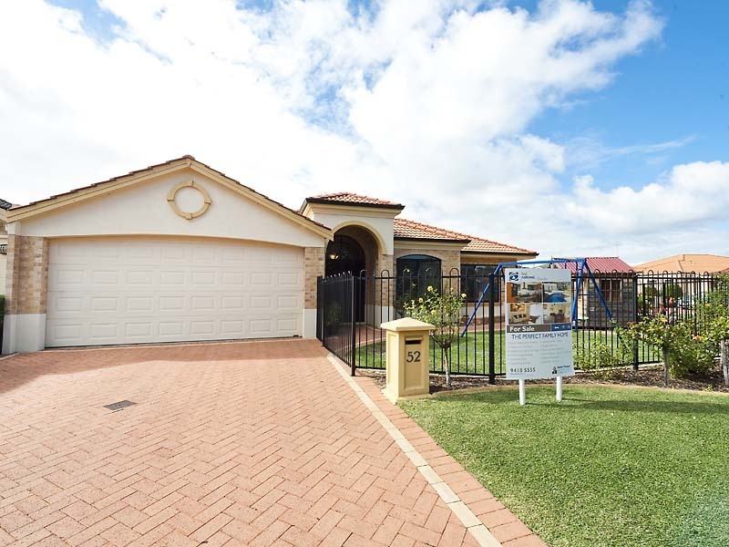 52 Pennlake Drive, Spearwood WA 6163