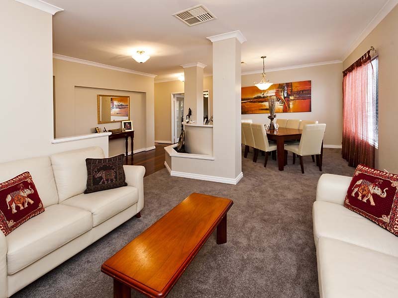 52 Pennlake Drive, Spearwood WA 6163