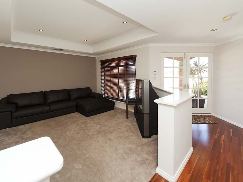 2/9 Milos Loop, Spearwood WA 6163