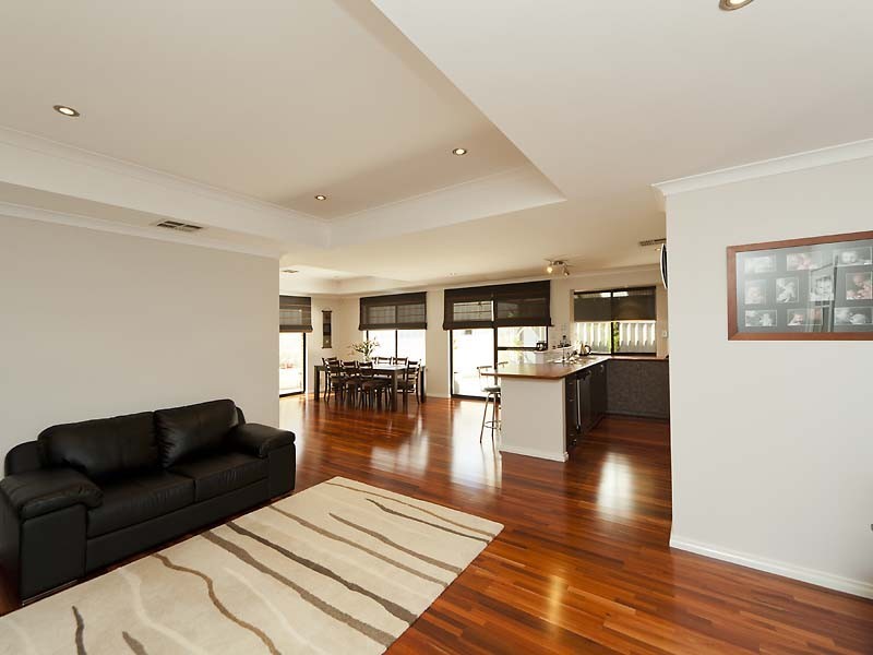 2/9 Milos Loop, Spearwood WA 6163