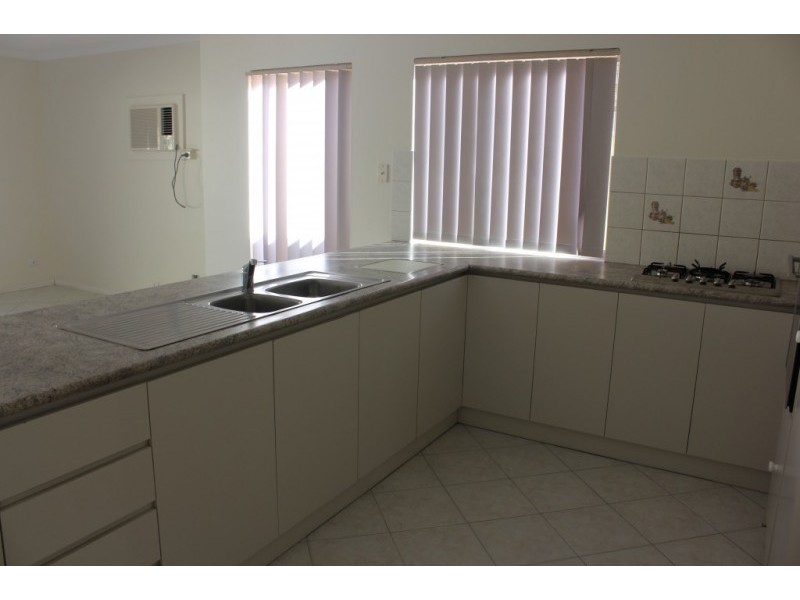 3/9 Mell Road, Spearwood WA 6163