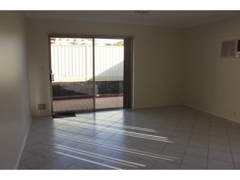 3/9 Mell Road, Spearwood WA 6163