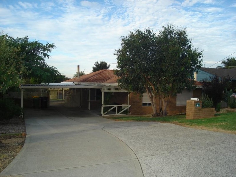 8 Sparrow Way, Spearwood WA 6163