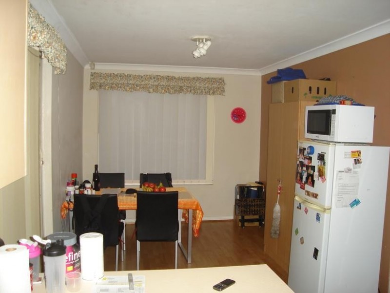 8 Sparrow Way, Spearwood WA 6163