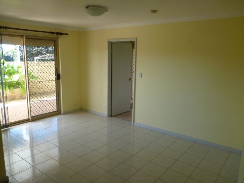 3/2 Bramston Street, Spearwood WA 6163