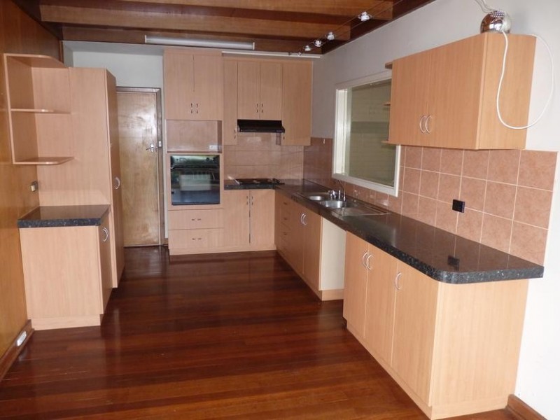 2 Todd Street, Spearwood WA 6163