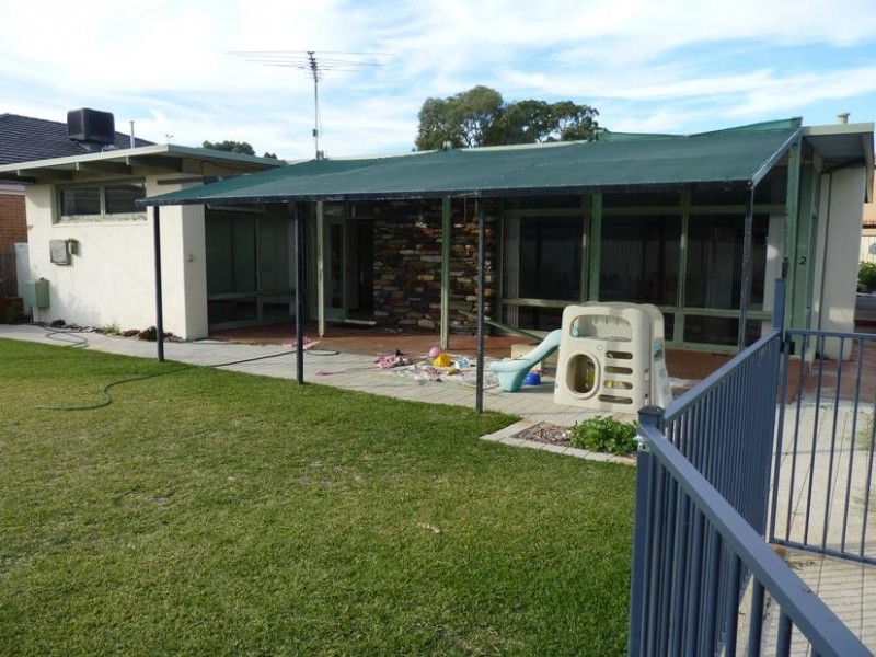 2 Todd Street, Spearwood WA 6163