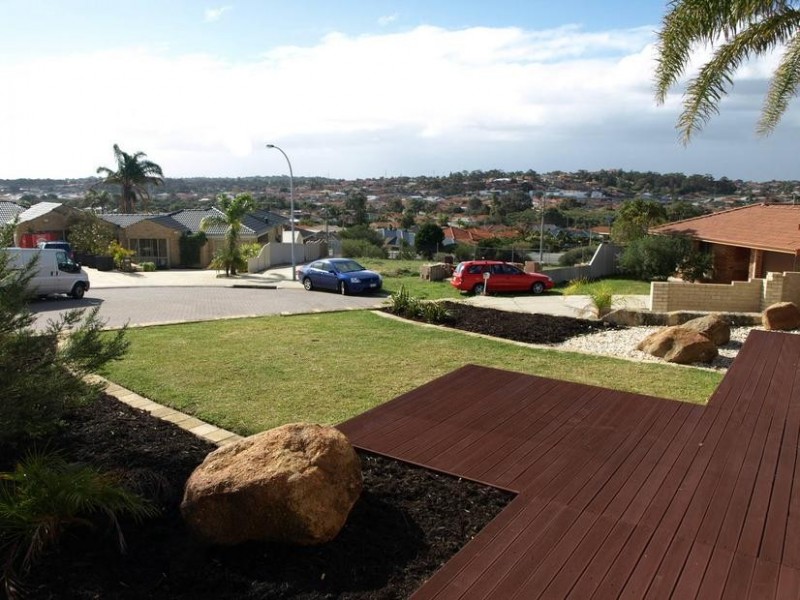 21 STRICKLAND CT, Coogee WA 6166