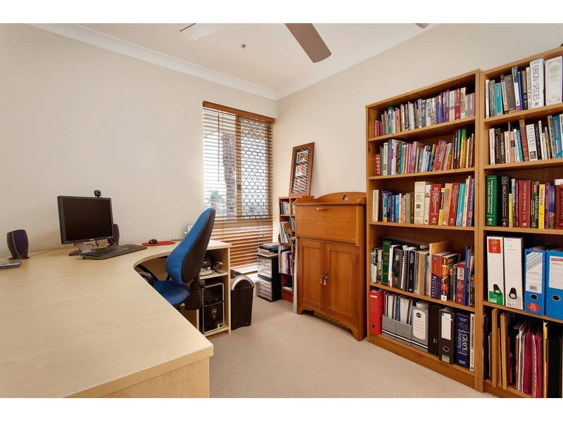 21 STRICKLAND CT, Coogee WA 6166