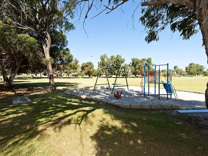 8 Spiller Street, Hamilton Hill WA 6163