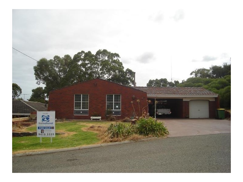 8 Todd Street, Spearwood WA 6163