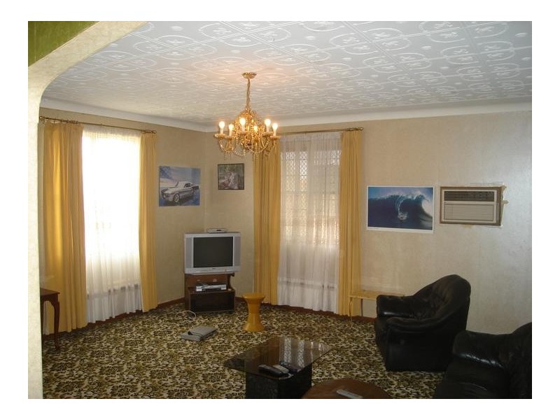 8 Todd Street, Spearwood WA 6163