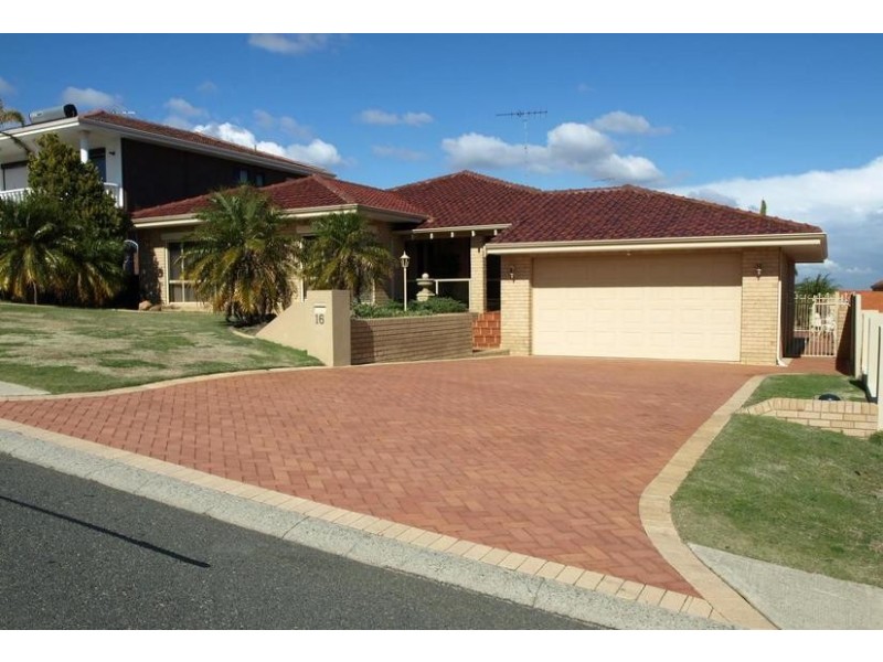 16 BARRETT ST, Spearwood WA 6163