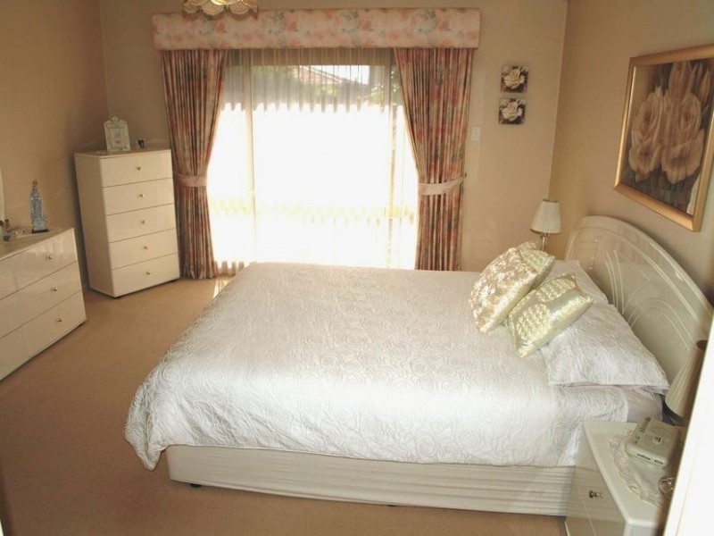 16 BARRETT ST, Spearwood WA 6163