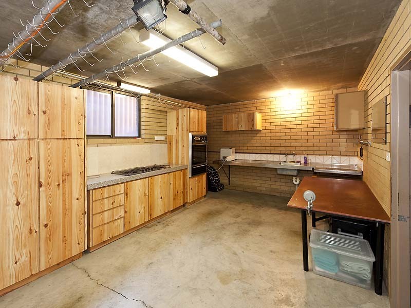 81 Leaside Way, Spearwood WA 6163