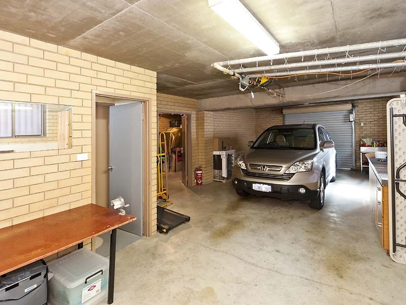 81 Leaside Way, Spearwood WA 6163