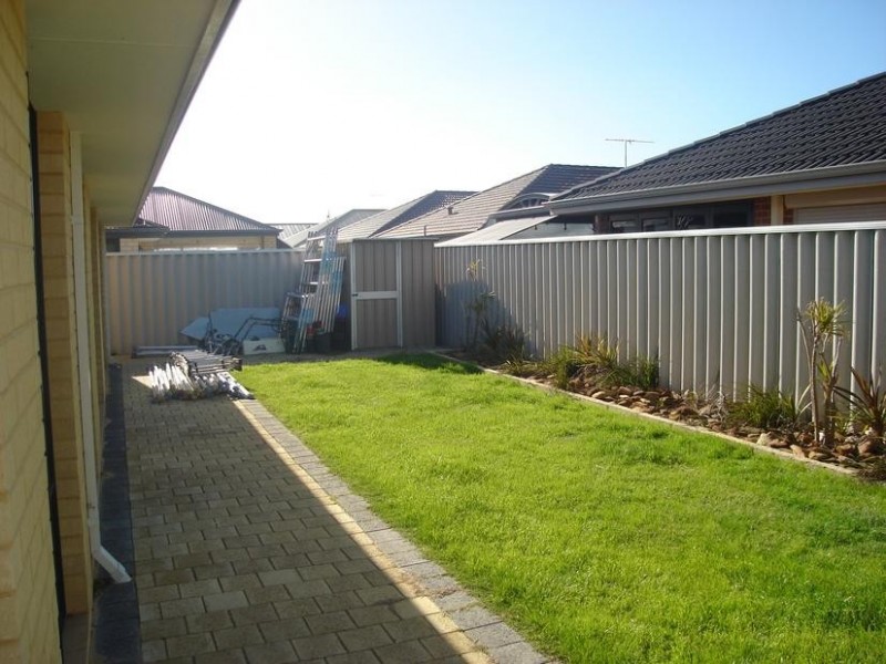 12 Maverick Prom, Shoalwater WA 6169