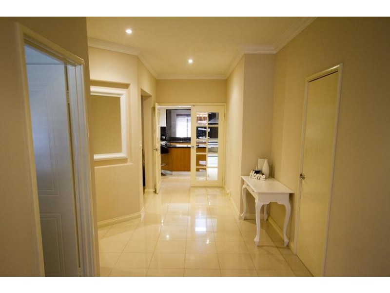 24 Rufford Lane, Canning Vale WA 6155