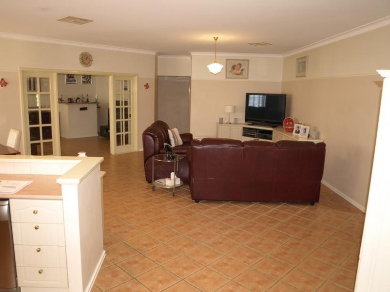 12 ZLINYA CIRCLE, Spearwood WA 6163