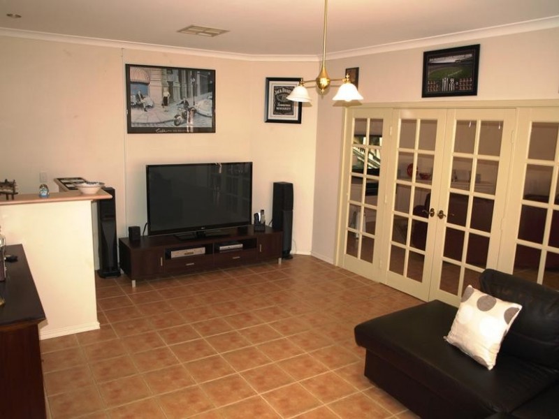 12 ZLINYA CIRCLE, Spearwood WA 6163