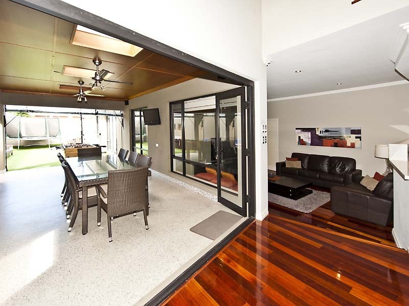 15 O’Hara Street, Beaconsfield WA 6162