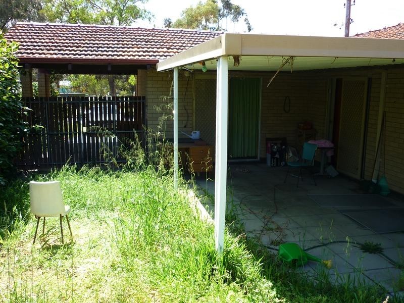 15 Macmorris Way, Spearwood WA 6163