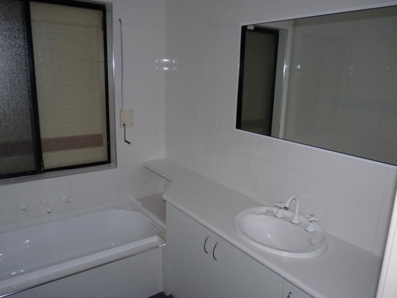 3/11 Bilcich Gardens, Spearwood WA 6163