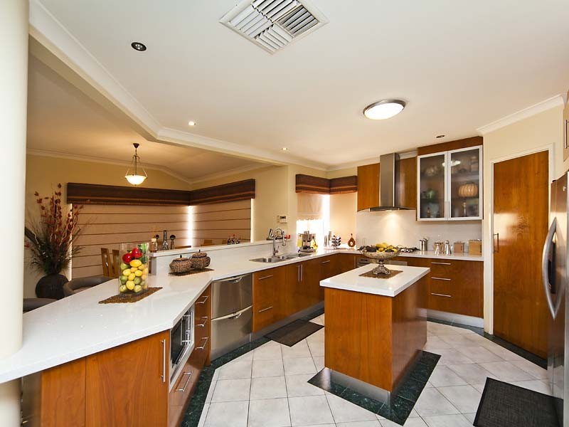 60 Duchart Way, Coogee WA 6166