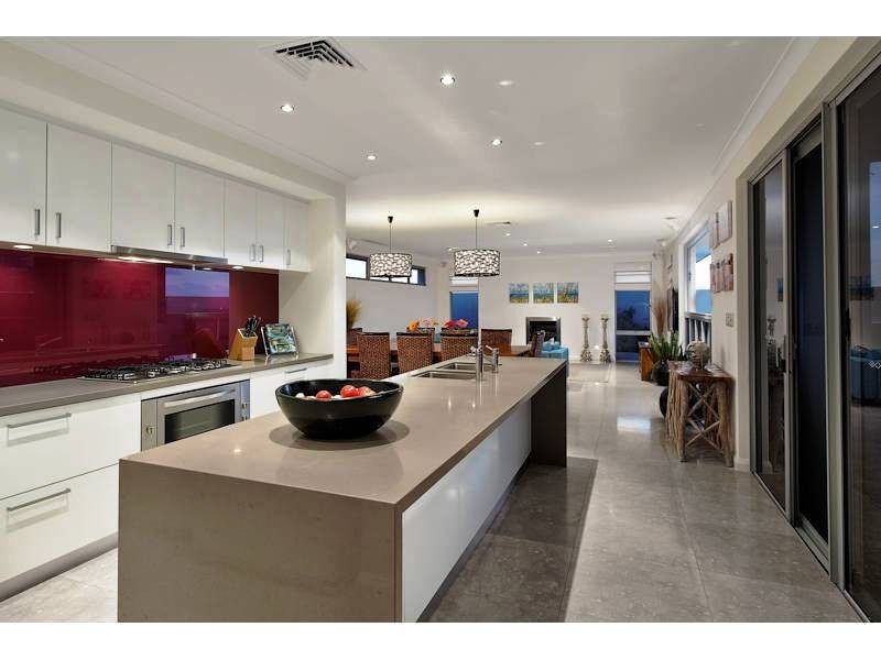 54 Arabella Loop, North Coogee WA 6163