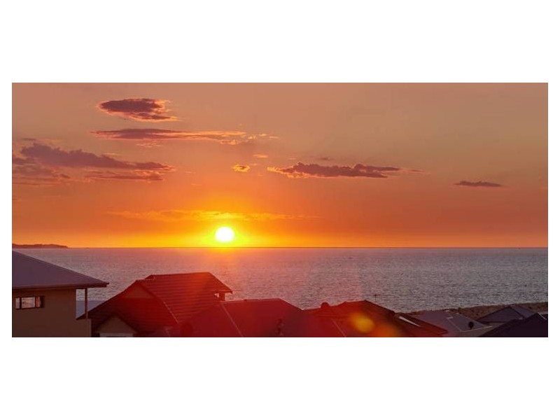 54 Arabella Loop, North Coogee WA 6163