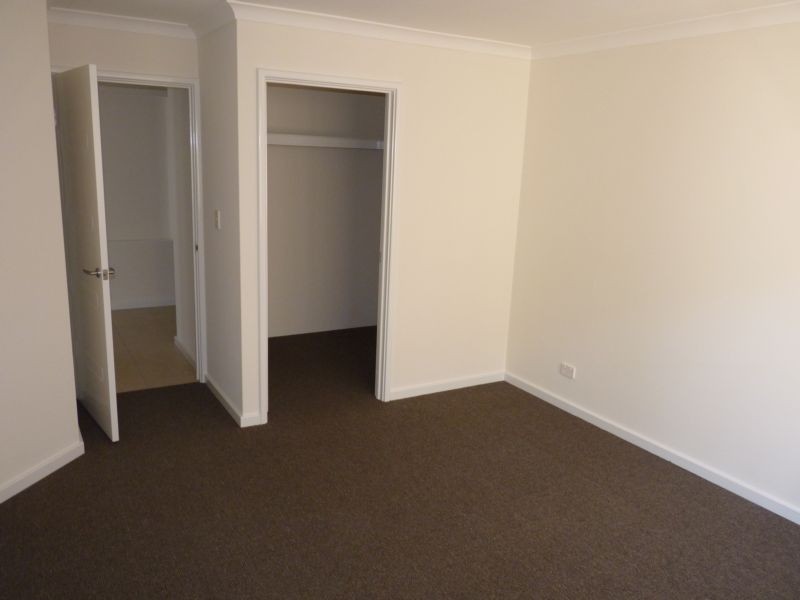 2/38 Zlinya Circle, Spearwood WA 6163