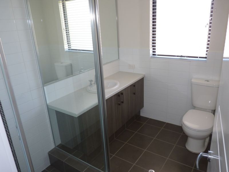 2/38 Zlinya Circle, Spearwood WA 6163