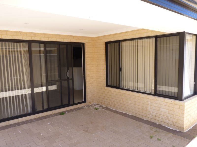 2/38 Zlinya Circle, Spearwood WA 6163