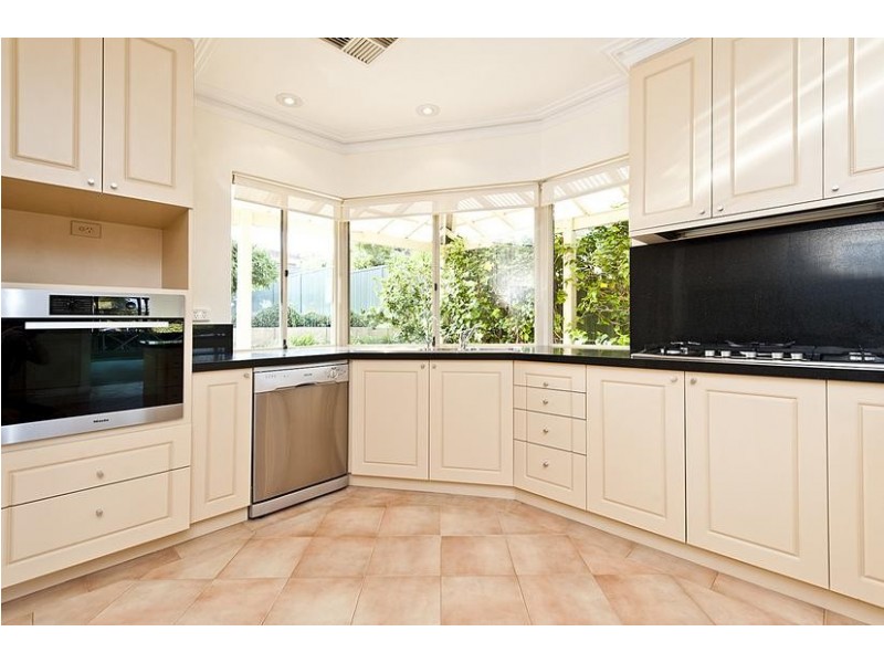 10 Trellis Place, Spearwood WA 6163