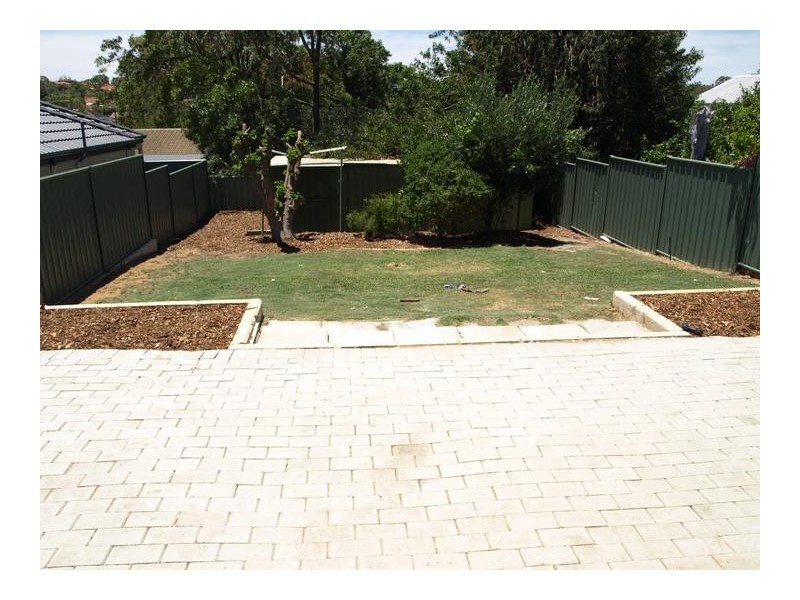 8A MARCH ST, Spearwood WA 6163