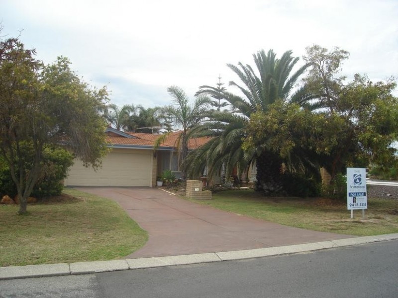 71 Leeuwin Parade, Rockingham WA 6168
