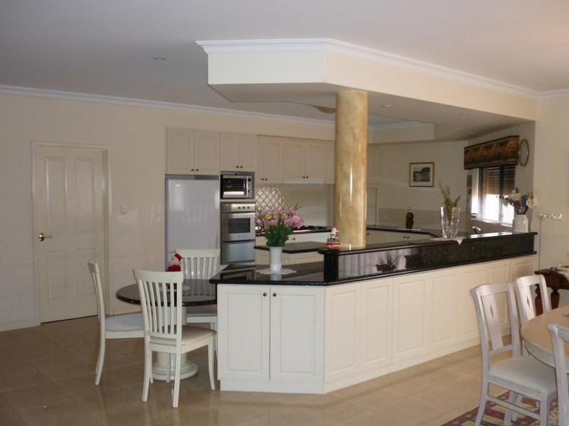 17 Capstone Rise, Coogee WA 6166