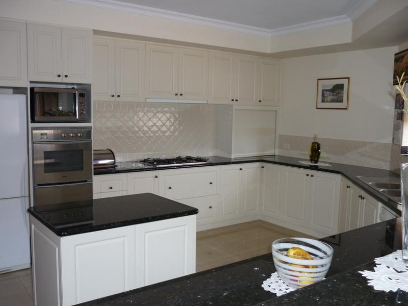 17 Capstone Rise, Coogee WA 6166