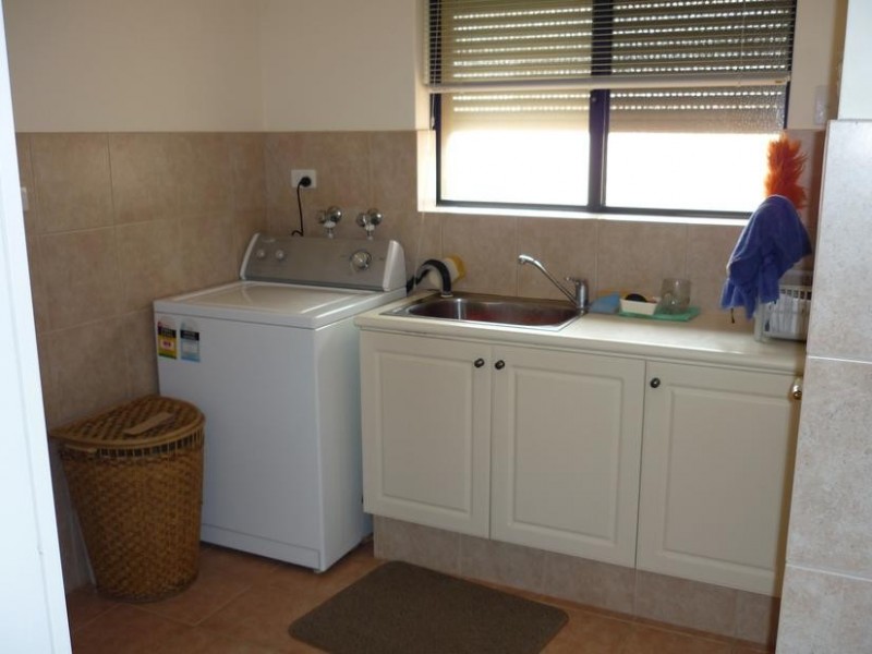 17 Capstone Rise, Coogee WA 6166