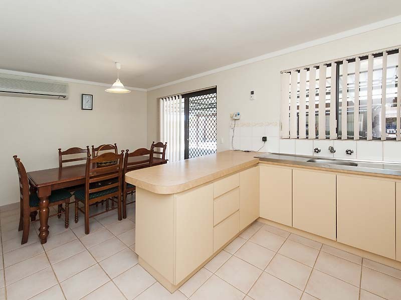 30 Shelley Way, Munster WA 6166