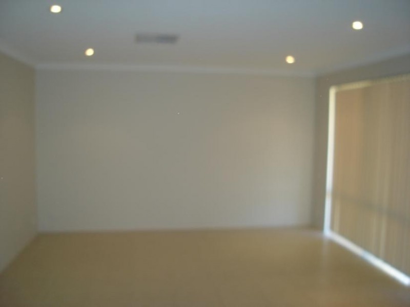 12 Maverick Prom, Shoalwater WA 6169