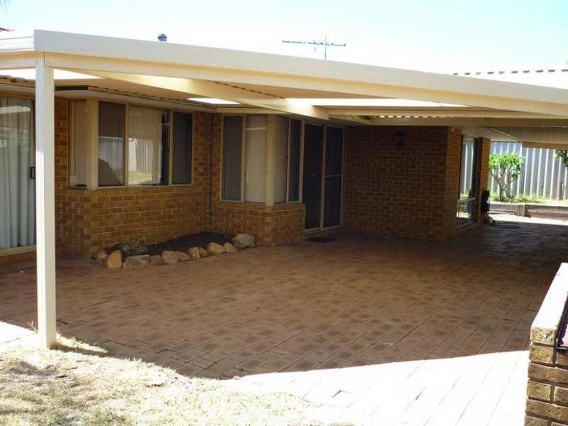 4 Clover Place, Bibra Lake WA 6163